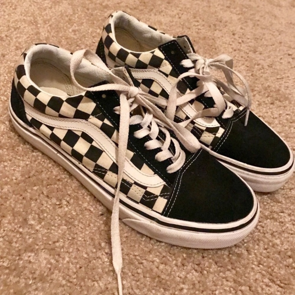 Black n white checkered vans